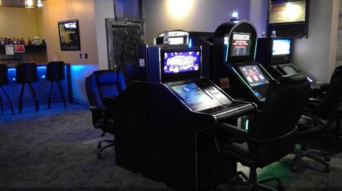 Bar/Restaurant/Casino/Liquor Store in Dillon, MT: 26 S Montana St, Dillon, MT 59725